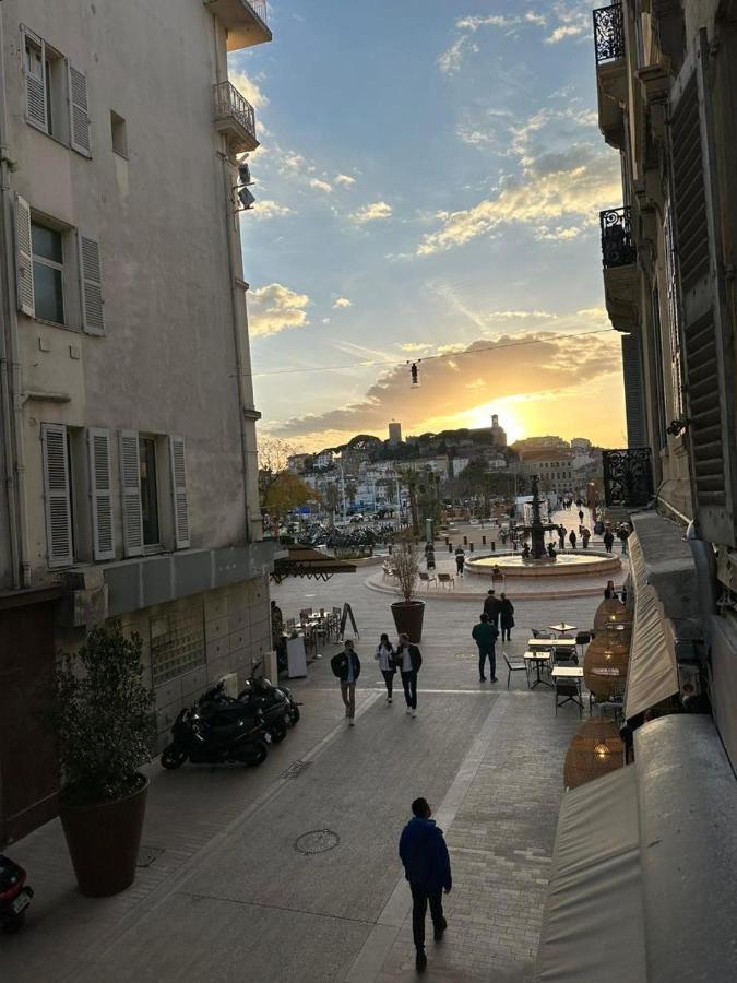 Cannes Croisette B Bagian luar foto